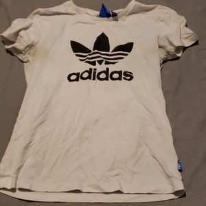 Adidas top